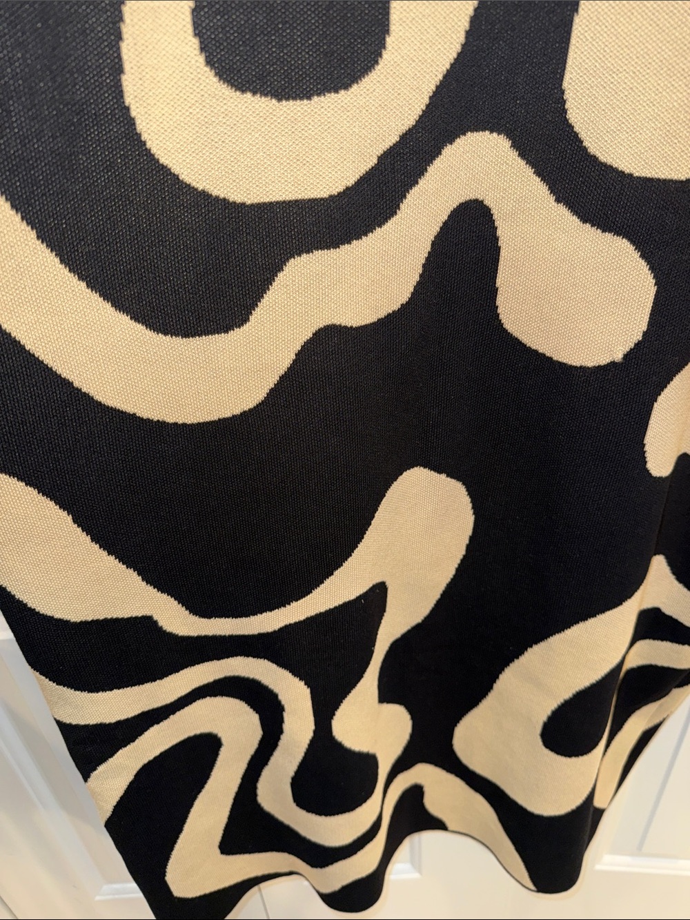 Cider Jersey U-neckline Contrasting Split Knitted Midi Dress - Picture 4 of 5